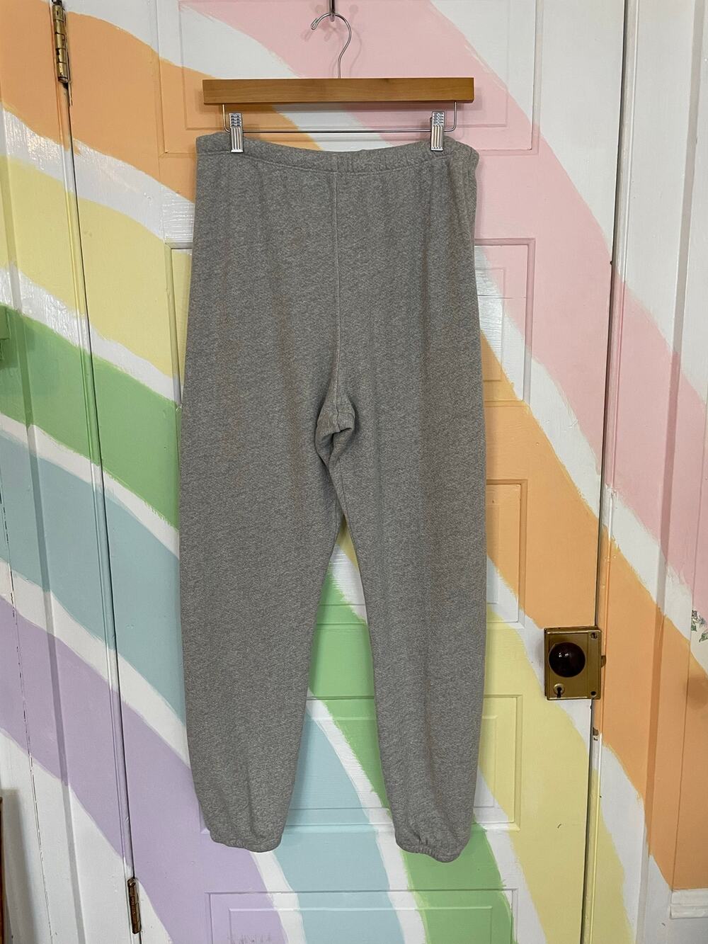 Perfectwhitetee Womens M Heather Gray 100% Cotton Fleece Jogger Sweatpants USA
